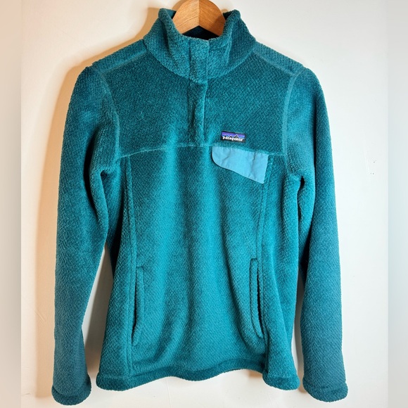 Patagonia Tops - Patagonia Turquoise Fleece Pullover, size Medium